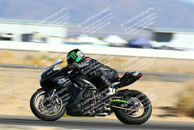 media/May-14-2022-SoCal Trackdays (Sat) [[7b6169074d]]/Turn 14 (830am)/